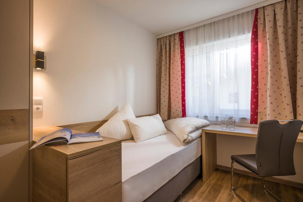 Aparthotel Alptirol คัลเทนบาค ภายนอก รูปภาพ